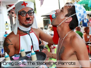 gio-babies-parrots-june-2013-2